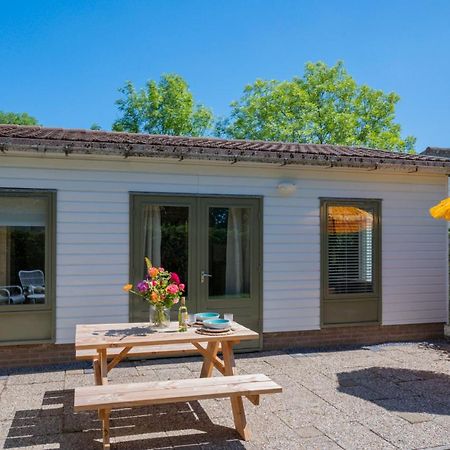 Sunny Beach Villa Warmenhuizen ภายนอก รูปภาพ